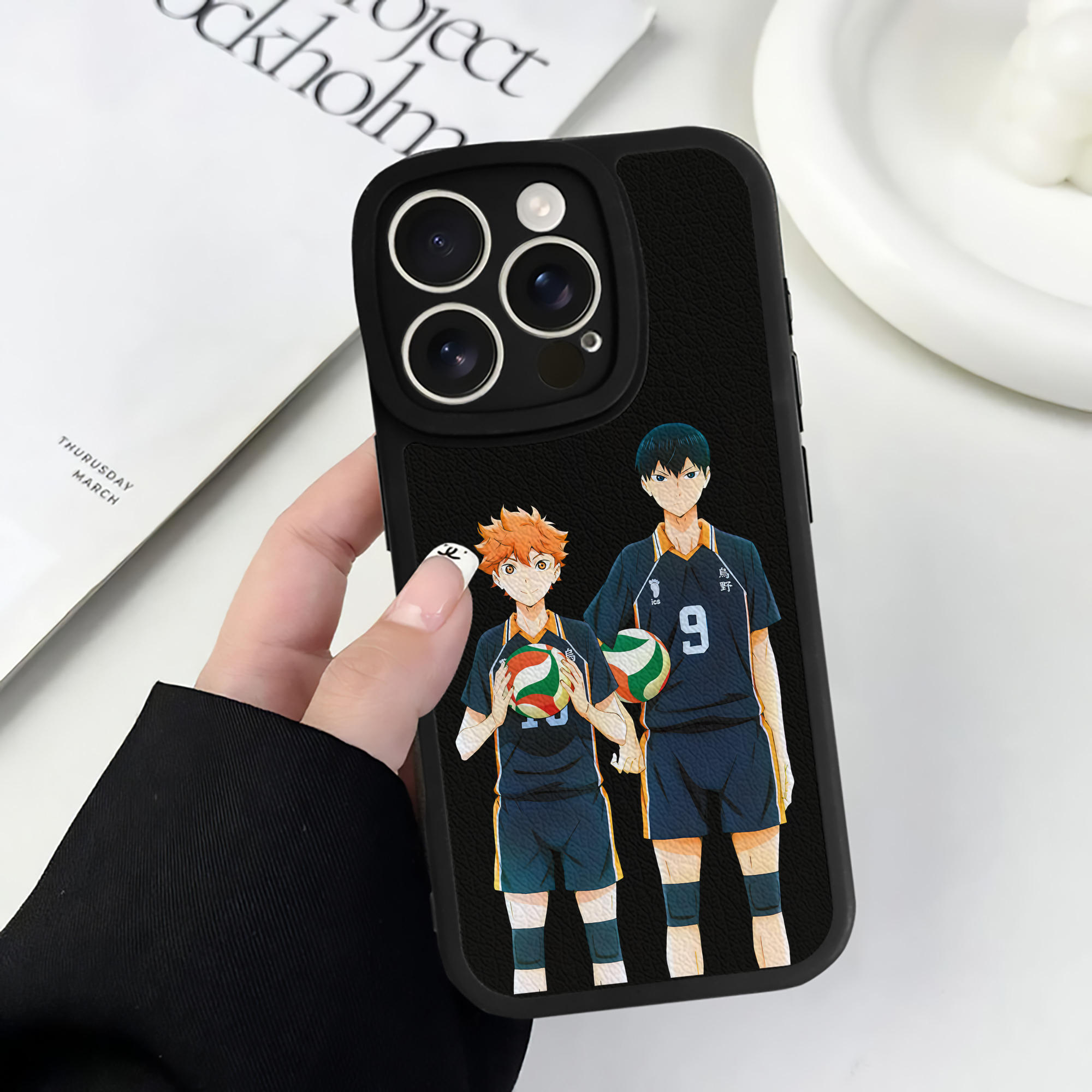 （画像用） ハイキュー!! Haikyu!! 【iPhone 16シリーズ対応】シリコンスマホケース（レザー調） 材質：シリコン
